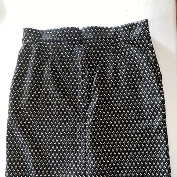 BANANA REPUBLIC WOMENS SKIRT SIZE 14 NWT - Picture 2 of 3